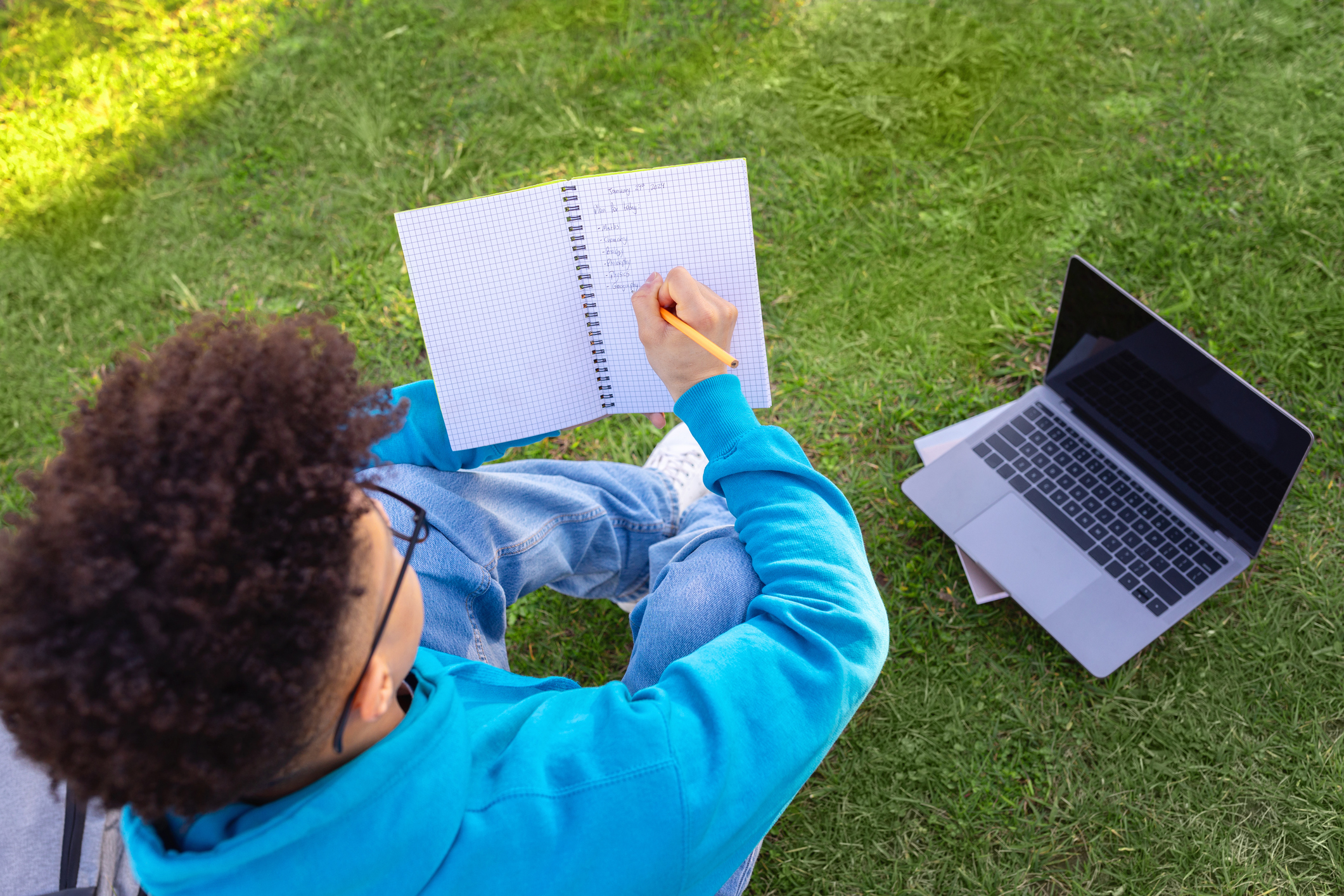 Quais cursos possibilitam visto de estudos em Portugal?